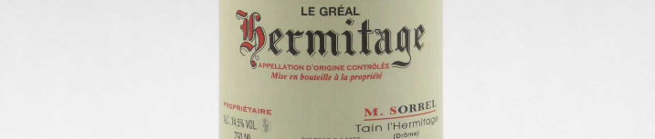 La photo montre une bouteille de l'appellation Hermitage du domaine Marc Sorrel dans la Vallée du Rhône.